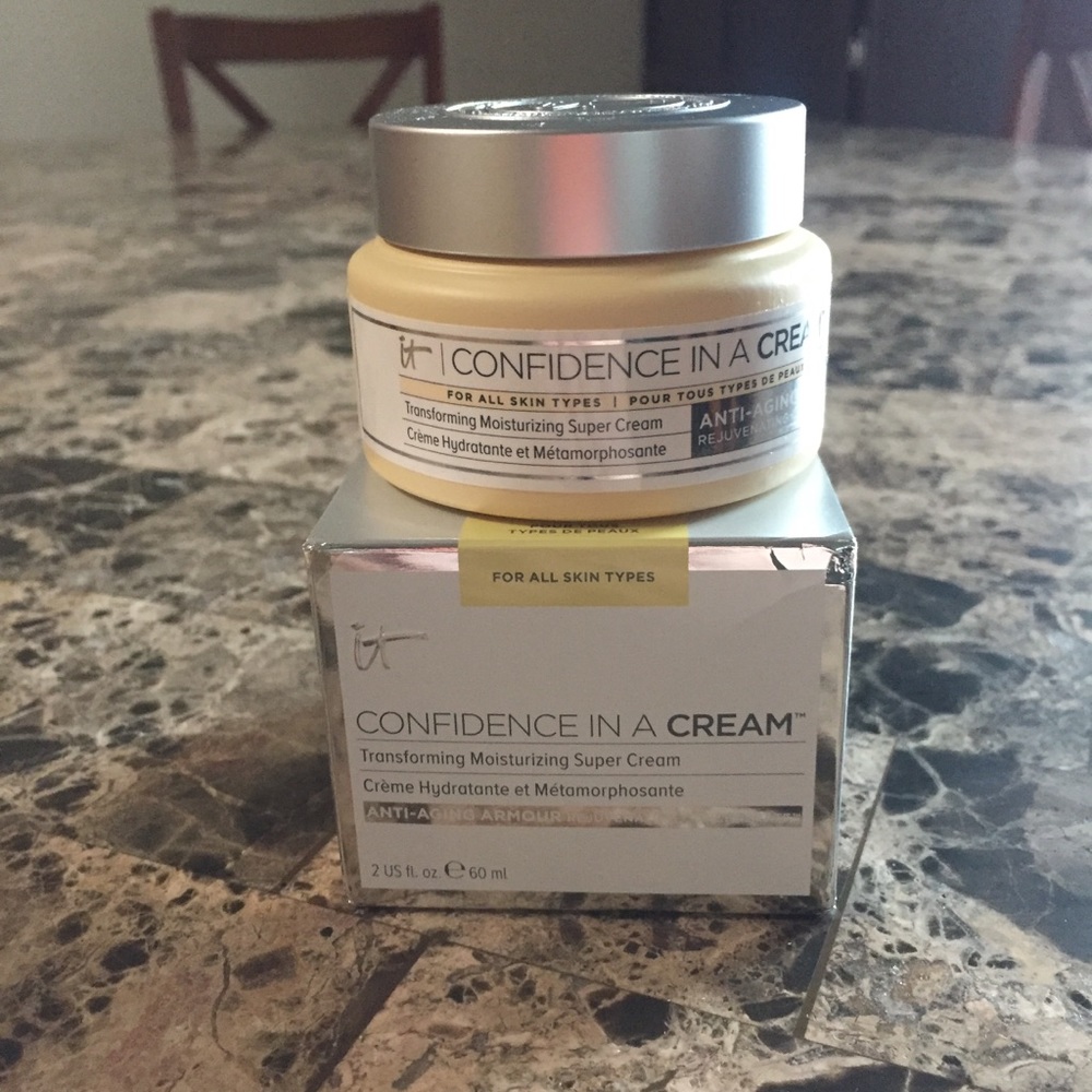 NEW IT Cosmetics Confidence in a Cream